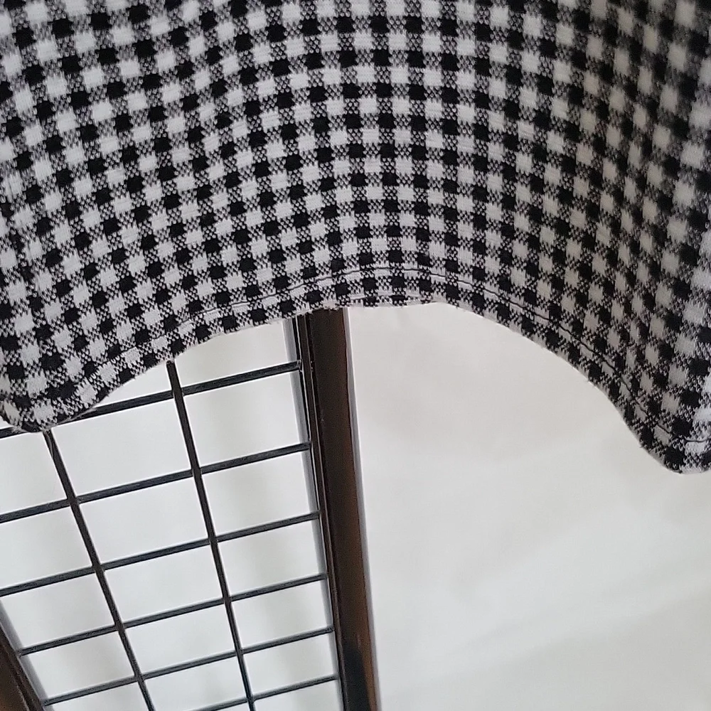 American Eagle Pants, 6, Black/White Checker. - Picture 4 of 13
